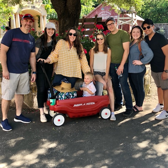 Who is TheMarvelousMrs.Medina? - Picture 2 of 15